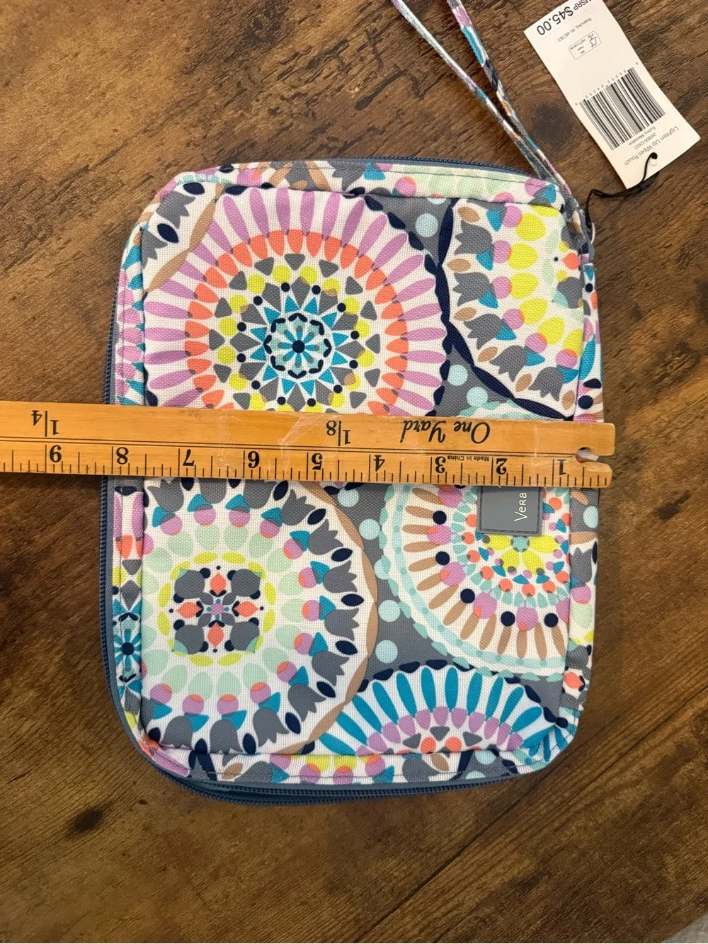 Vera Bradley Wipes Pouch Lighten Up Sunny Medallion MSRP $45